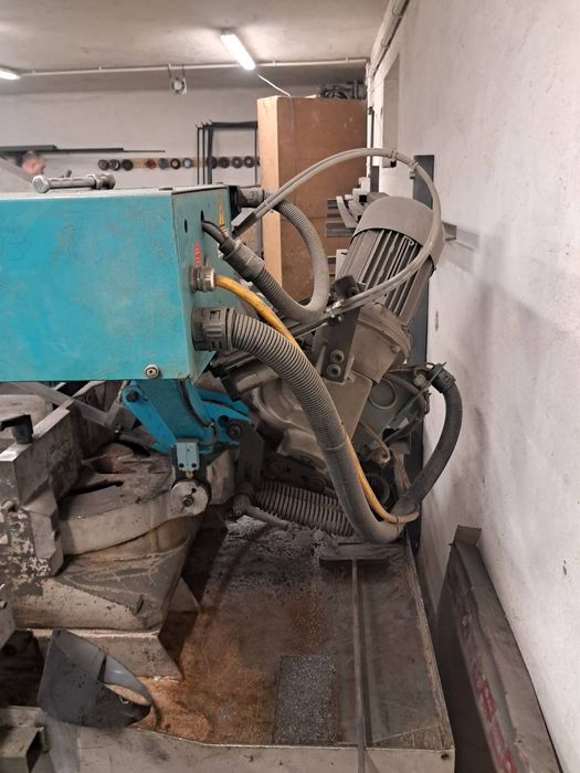 Piła taśmowa do metalu