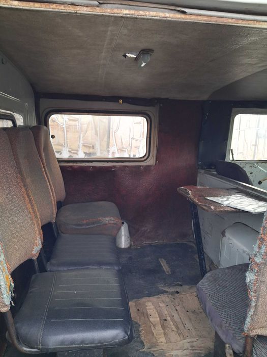 УАЗ 3309 7 місць вантажопасажир