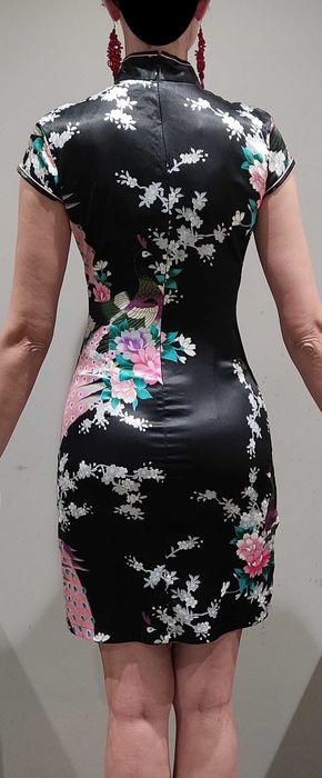 платье и серьги (китайский стиль)