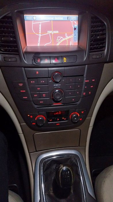 Opel insignia Sports Tourer 2.0 Cdti 2010