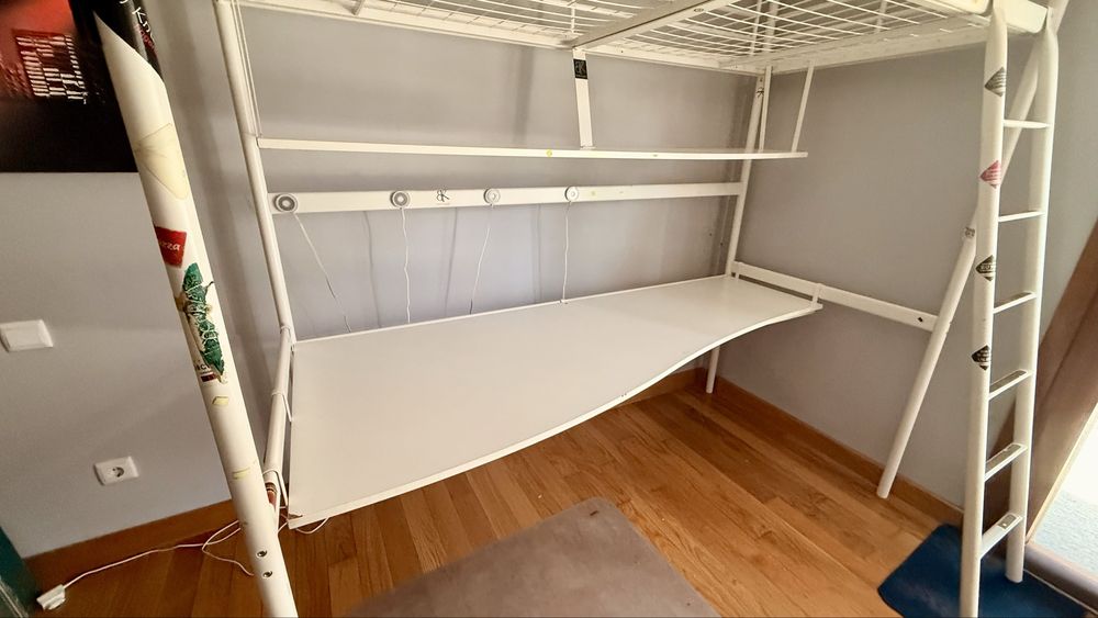 Beliche alto IKEA com secretária integrada, com instruções