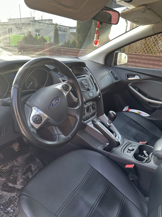 Ford Focus 2012 VIN WF0KXXGCBKCS05398 фото оголошення 5 з 9