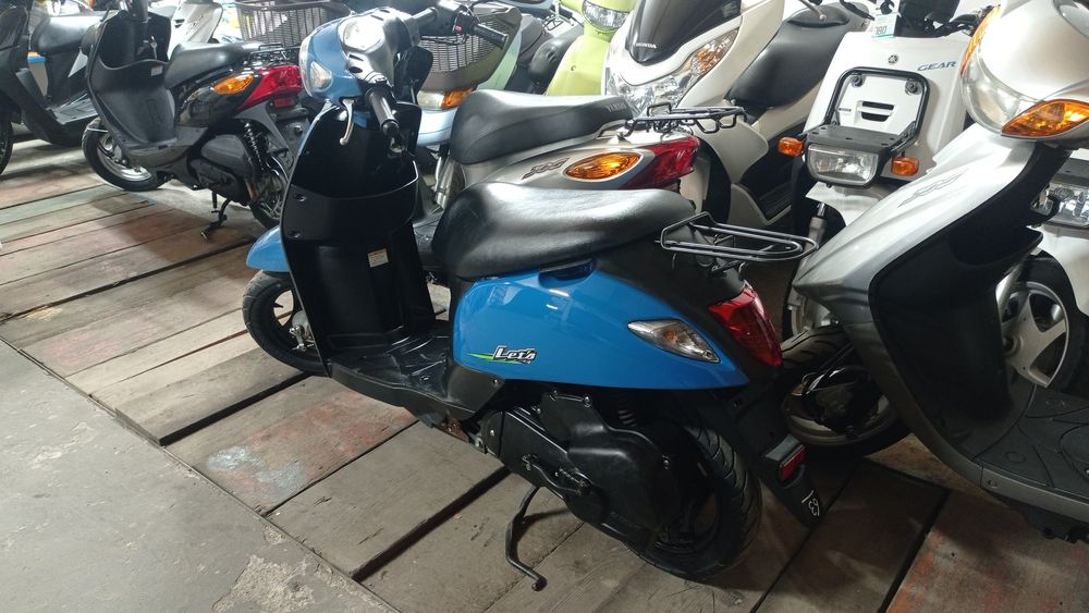 Скутер suzuki lets 6