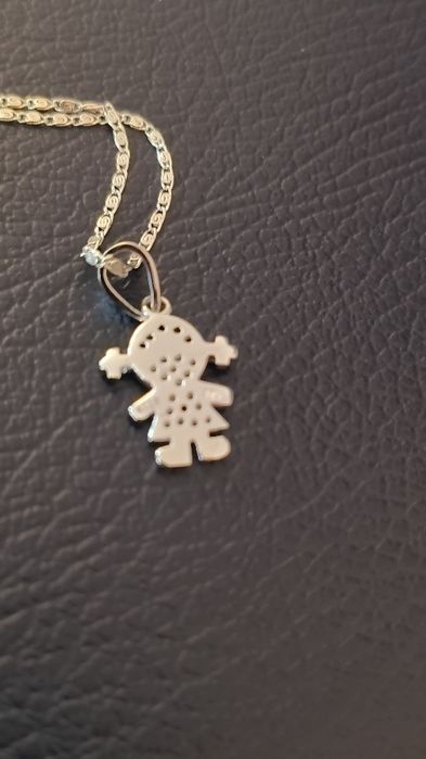 Colar em prata menina