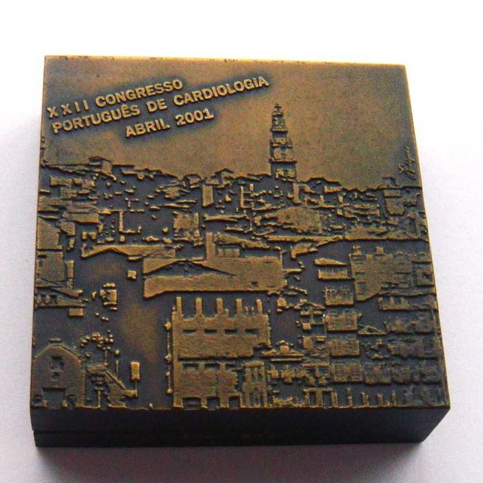 Medalha Escultura de Bronze Porto no Coração Cardiologia por RODRIGUES