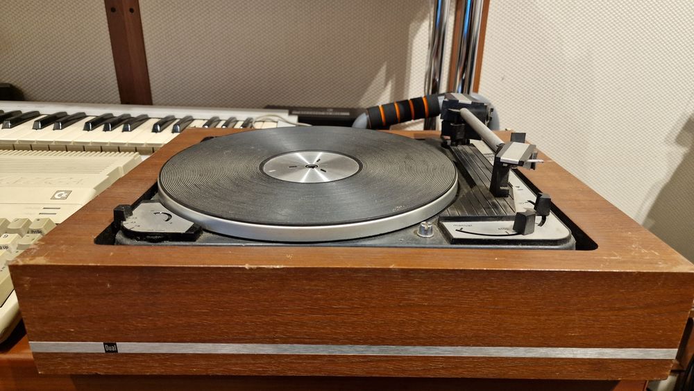 Gramofon Dual 1010