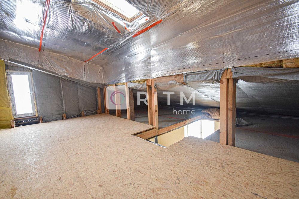 Продаж дворівневої квартири в ЖК Best Village