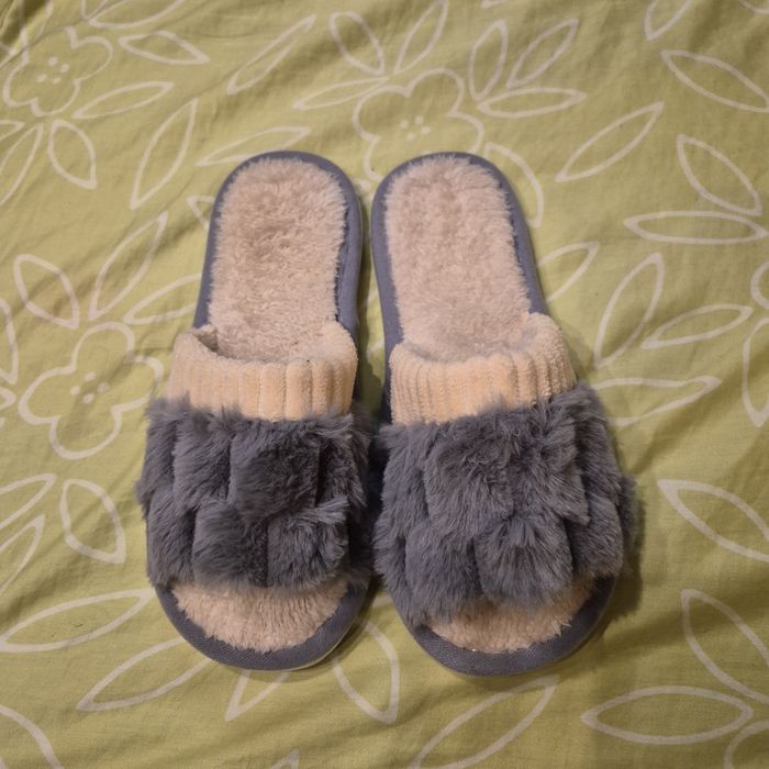 Капці   кімнатні.