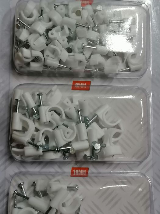 Klipsy zaczepy uchwyty na kabel 100 szt.