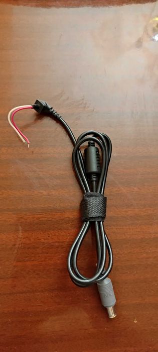 Провод питания для ноутбука