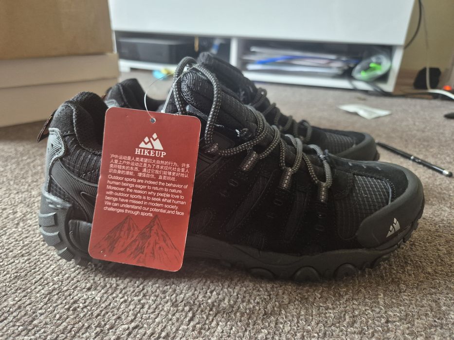 Nowe buty wspinaczkowe HikeUp R42 metki twarda podeszwa typu Vibram t