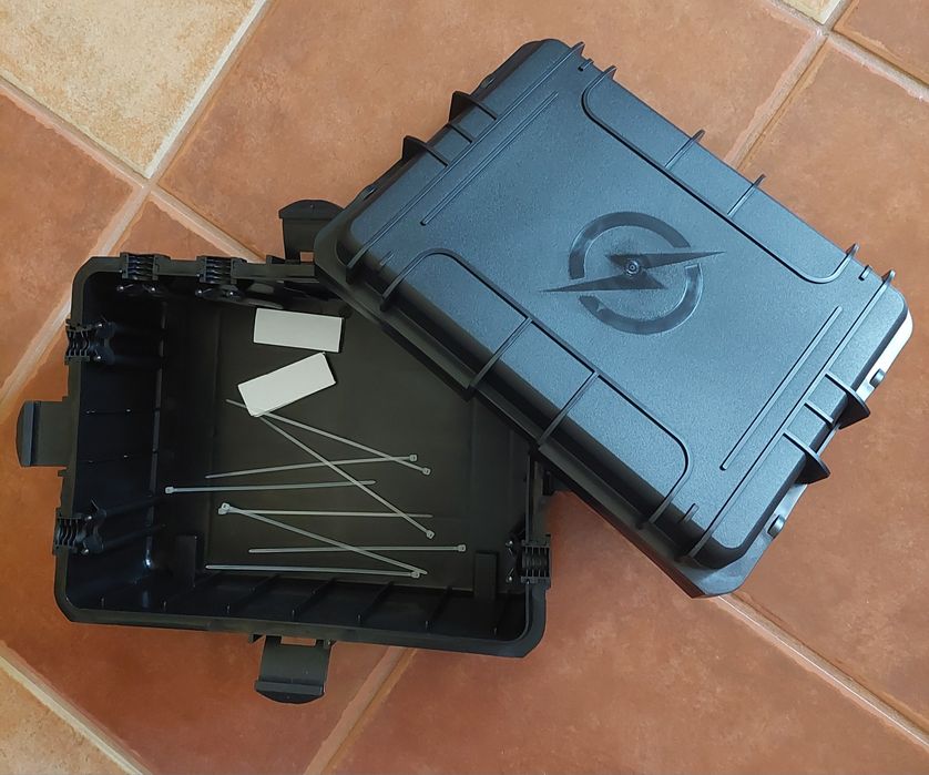 Caixa para exterior