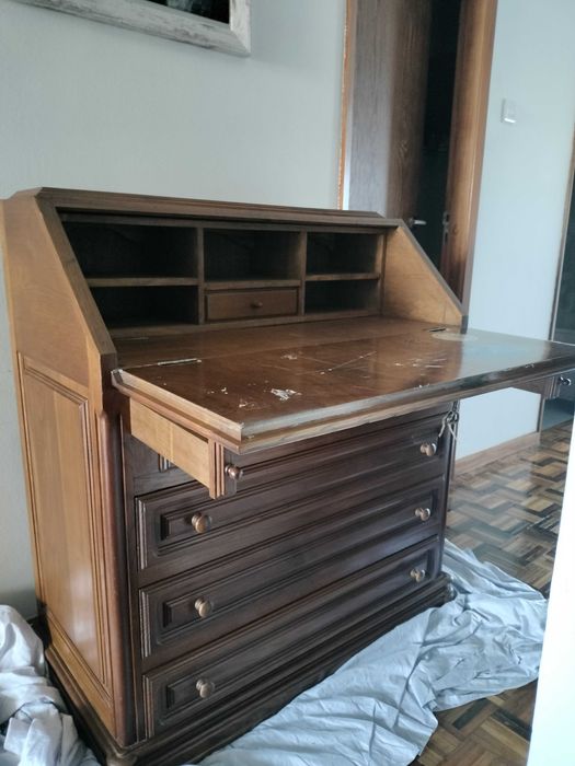 Móvel em bom estado