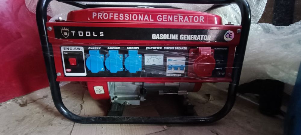 Генератор бензиновий 220-380В Генератор трьохфазний