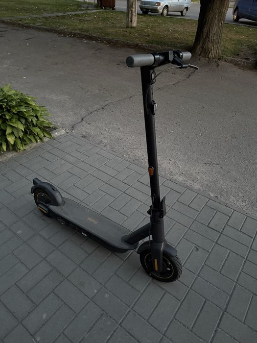 Електросамокат Ninebot KickScooter MAX G30E II | Гарний стан | Оригінал