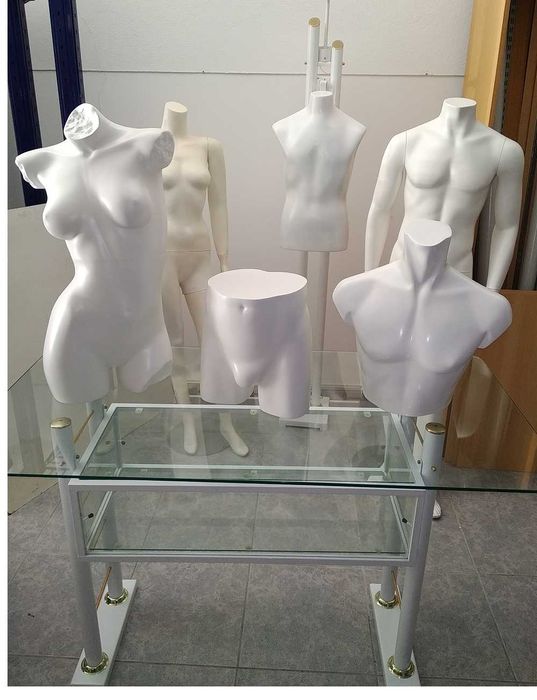 Campanha 2025 Lojas- Expositores, Balcões, Bustos e manequins e mais