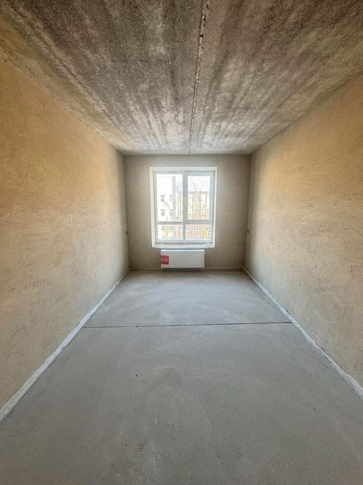 Продаж квартири 2-кімнати + велика кухня-столова