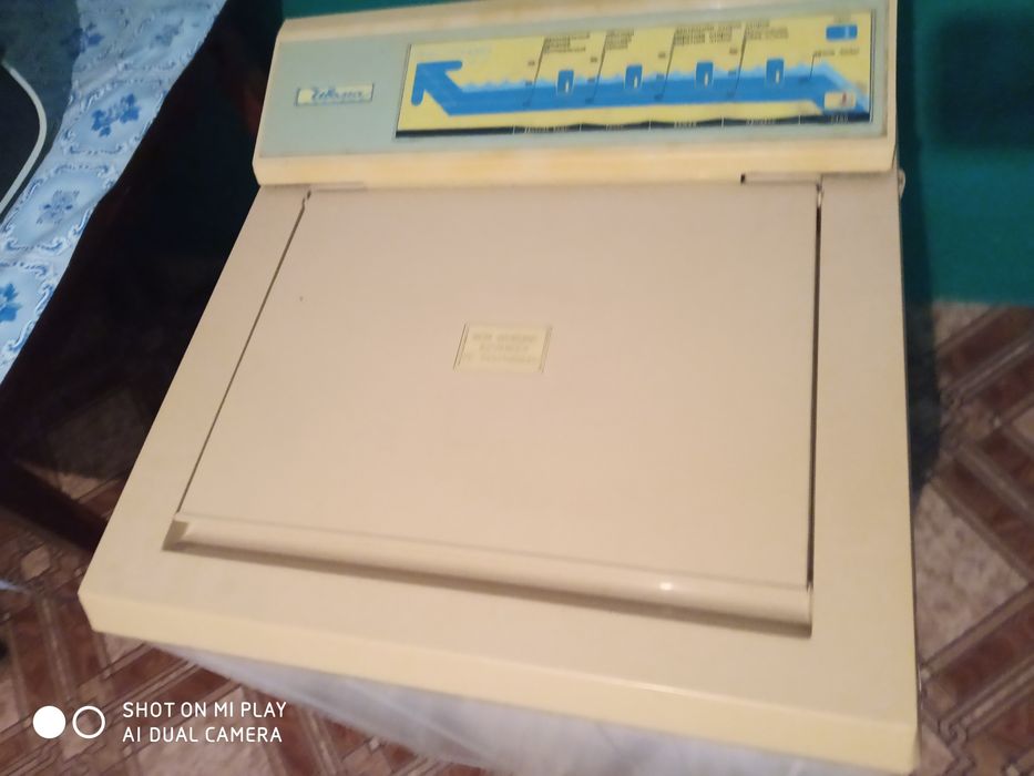 Продам стиральную машину "Иволга"