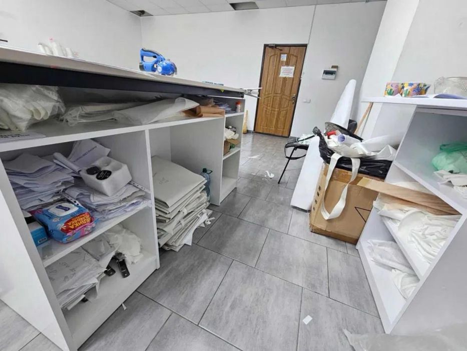 Продаж приміщення Зарічанська 3/1