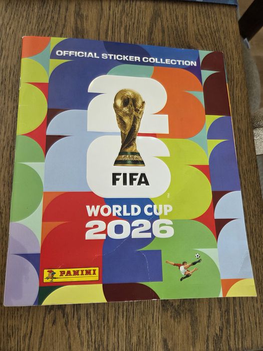 Mais de 200 cromos repetidos