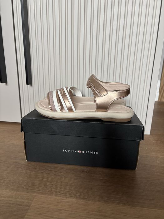 Sandały Tommy Hilfiger r. 35 – jak nowe!