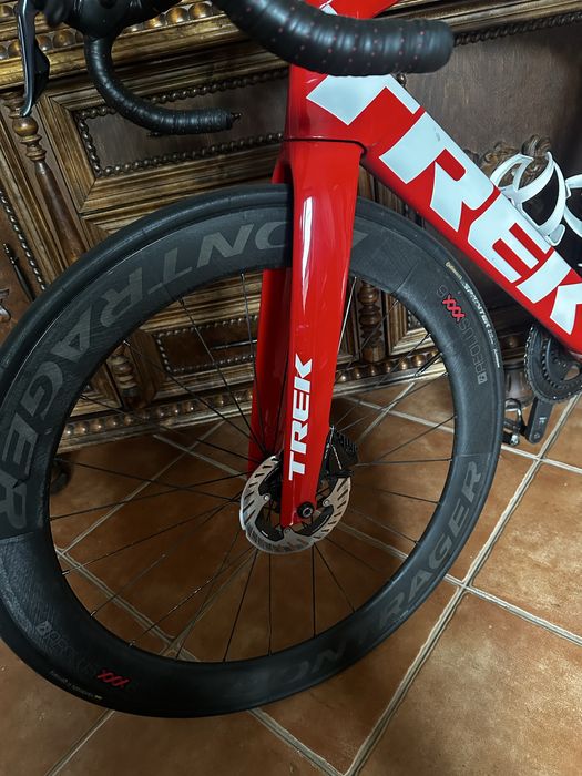 TREK MADONE SLR7 Project One Team Segafredo