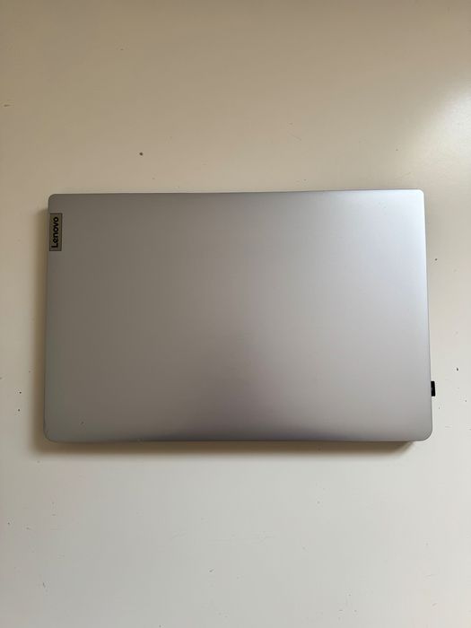 Lenovo IdeaPad 3 Ryzen 5 - Muito rápido - Estado impecável