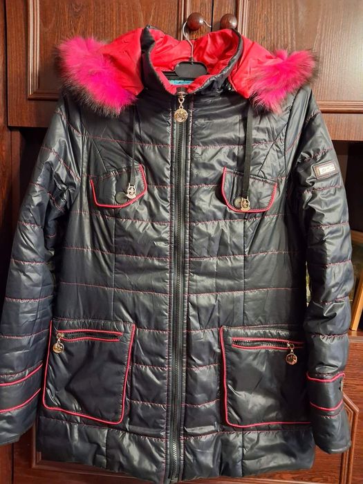 Продам дві курточки за 340грн