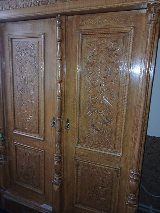 Продається шафа.Ручна робота