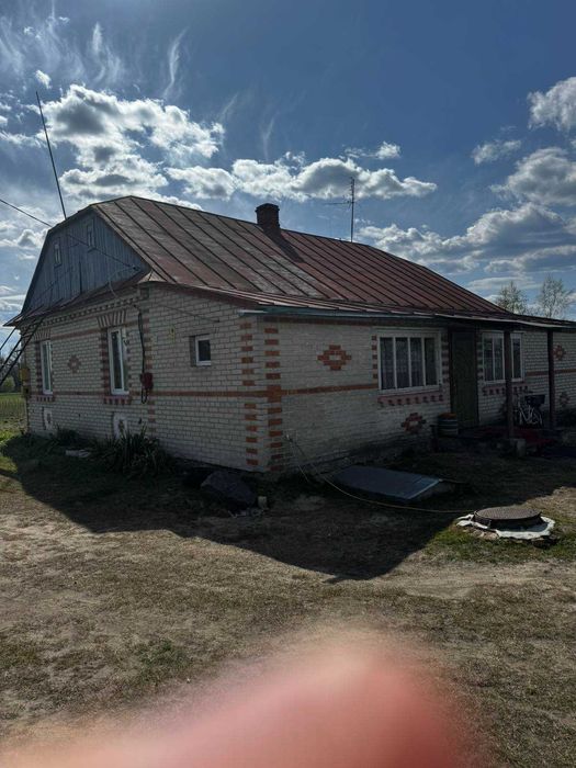Продам будинок с.Лучичі 130кв
