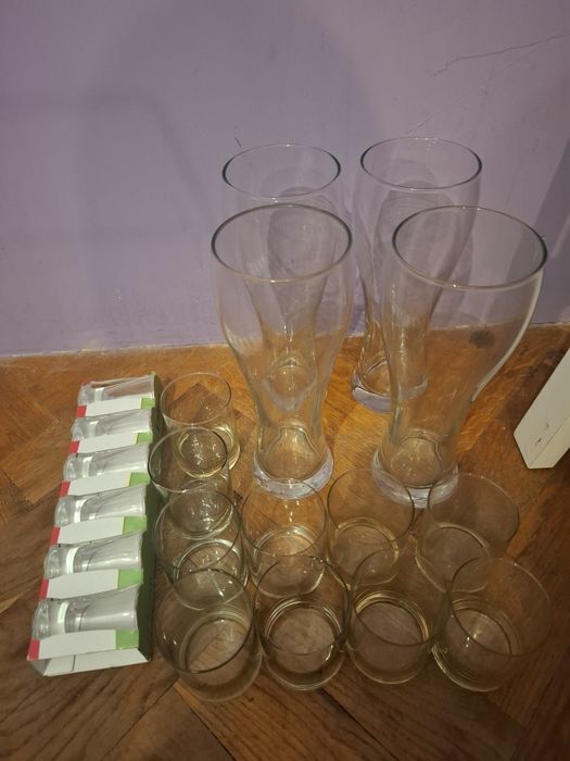 Zestaw szkła, 20 elementów: szklanki do piwa, kieliszki do wódki