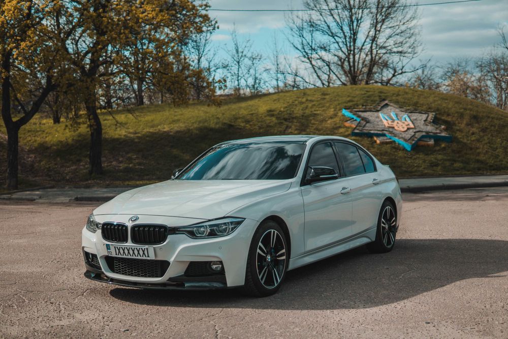 BMW f30, 330, 2018, B46