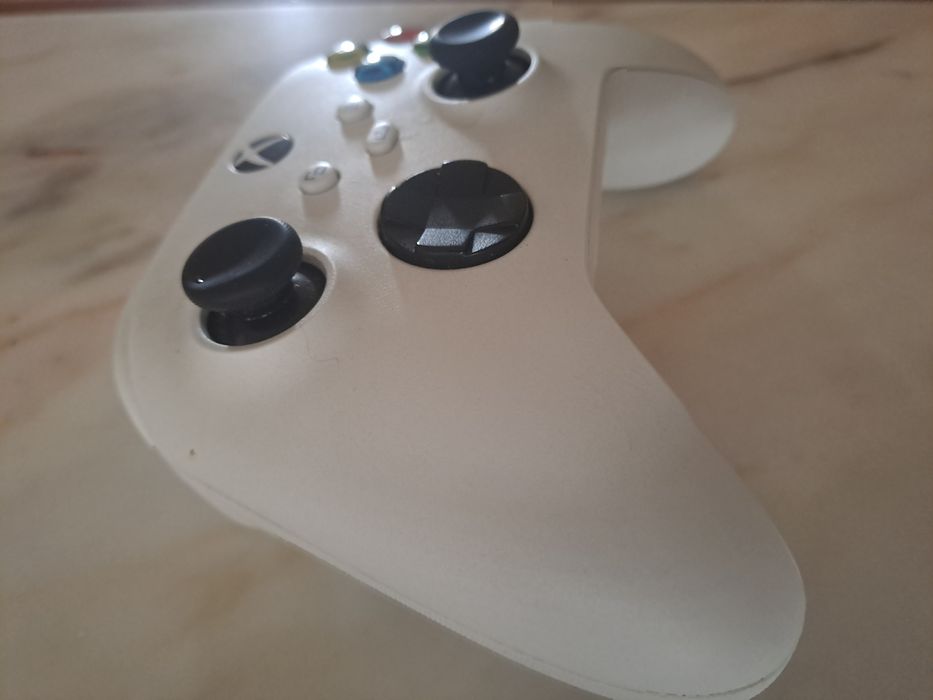 Comando Xbox Series S – Como Novo!