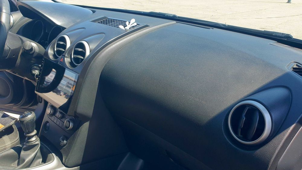 Автомобиль Nissan Qashqai