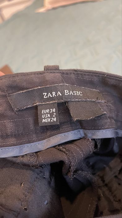 Calças zara às riscas e caden castanhas