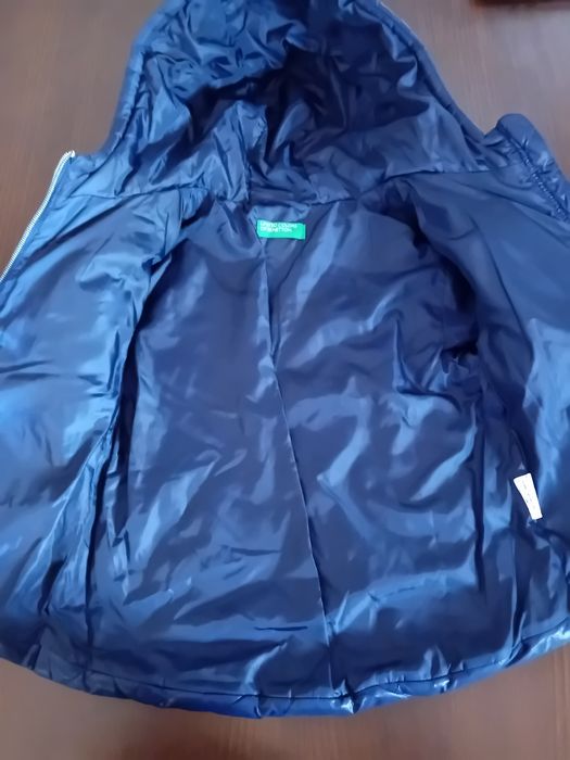 Casaco Benetton 4-5 anos, como novo e de qualidade!
