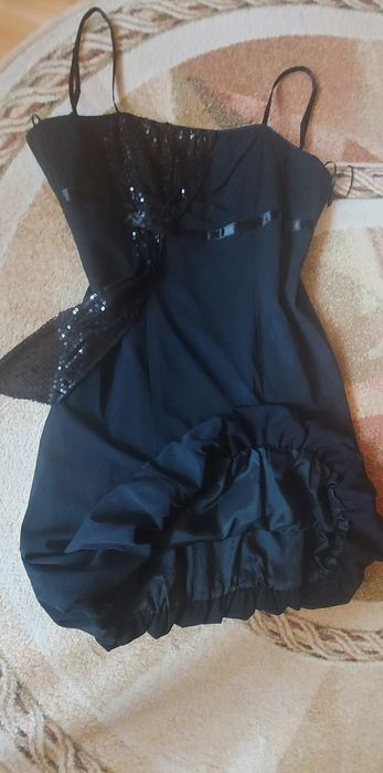 Sukienka M/L  cekiny Vera Mont retro,mała czarna,na studniówkę,sylw