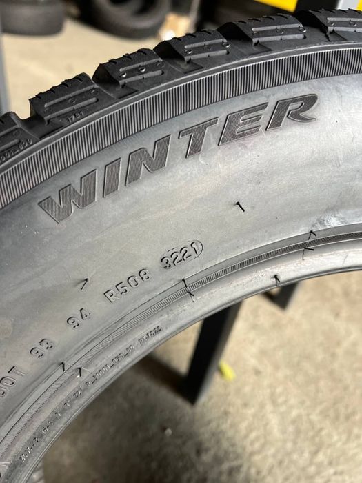 Шини 215/60 r16 99Н Pirelli Sottozero3 2021р (791)