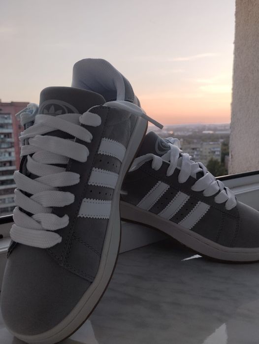 Adidas campus 00s жіночі кампуси сірий  колір.