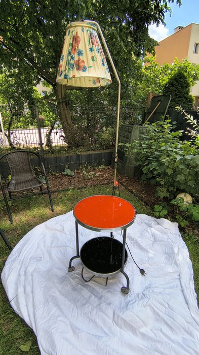 Lampa ze stolikiem PRL