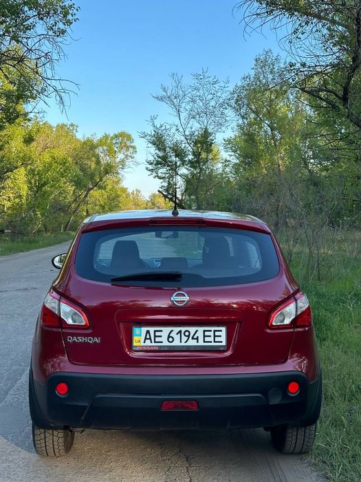 Продам NISSAN QASHQAI
