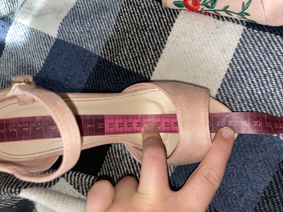 Босоніжки жіночі на підборах. Туфлі . З вишивкою Shoes Camellia бежеві
