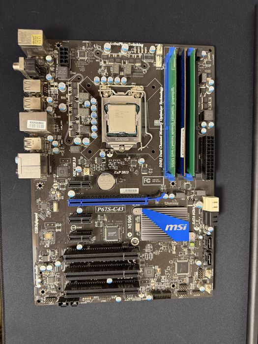 Материнська плата MSI P67S-C43 DDR3 12gb + i5 2400 3.10GHz
