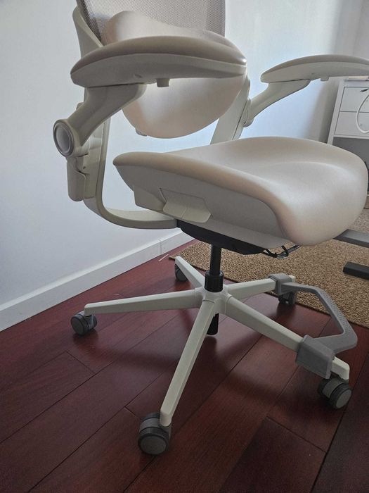 Cadeira de escritório ergonómica Musso E80 Muse