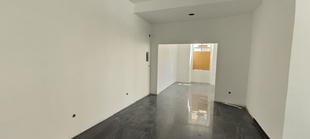 Arrenda-se espaço comercial