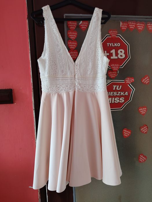 Elegancka Sukienka Damska