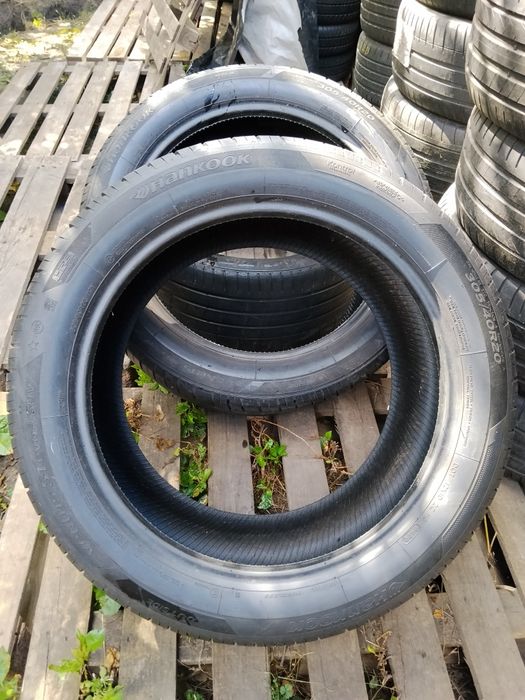 Hankook 305 40 r20 2шт шини bmw х5 літні б'у з Європи