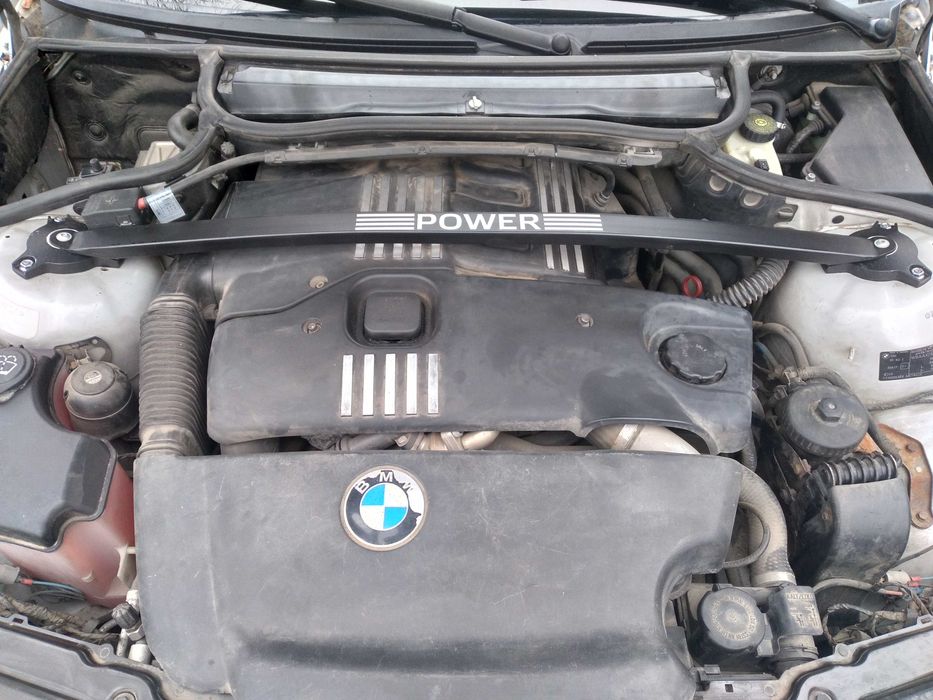 Продам распорку передних стаканов и фаркоп БМВ е46