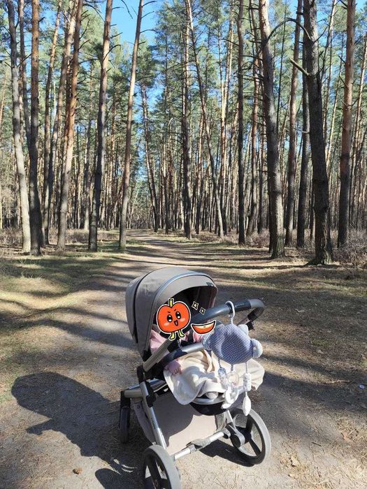 Продам коляску 2в1