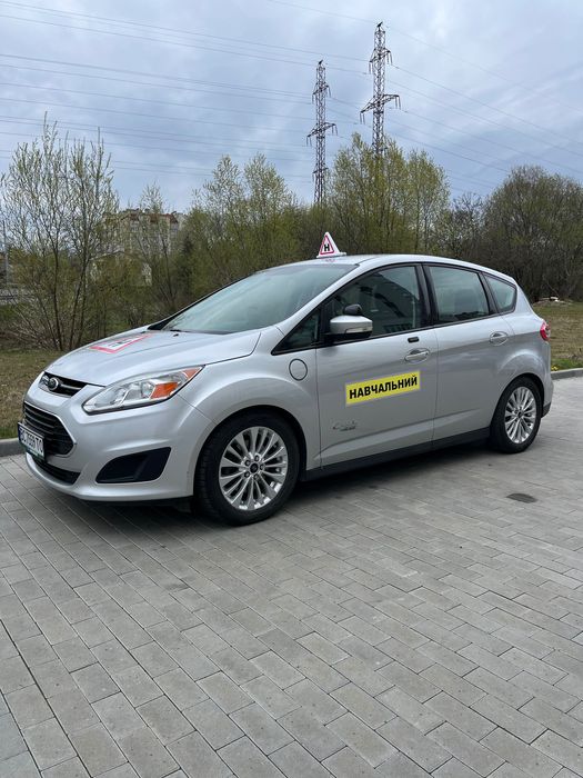 Автоінструктор/автошкола/водіння/автомат/інструктор